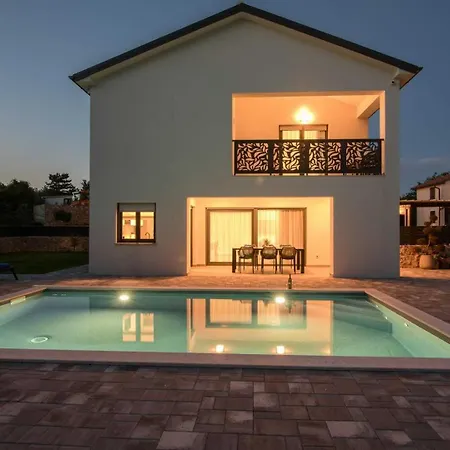 Villa Kuca Za Odmor Tara & Lana Ii Kornic