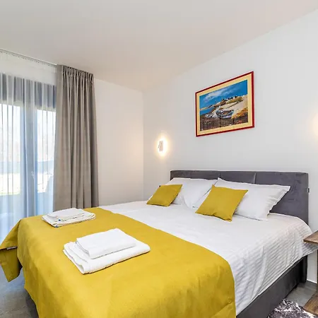 Villa Kuca Za Odmor Tara & Lana Ii Kornic